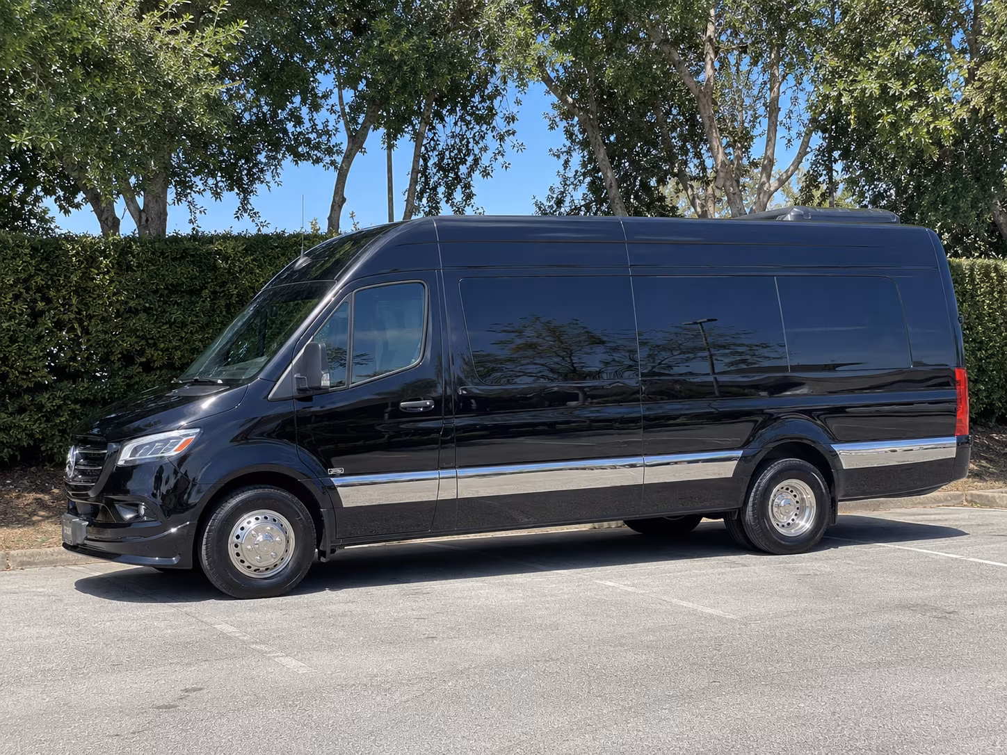 8 passenger sprinter van